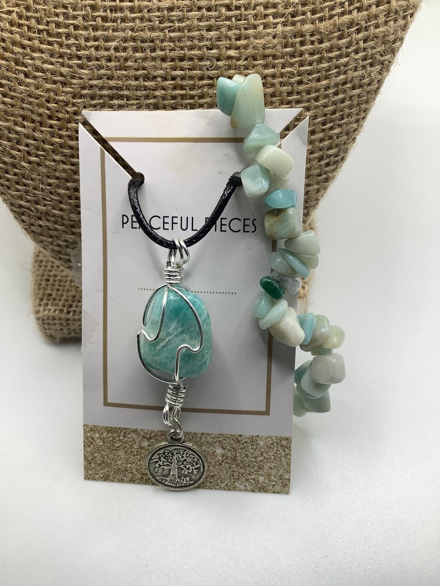 Amazonite healing gemstone necklace, pendant with matching Amazonite chip bracelet