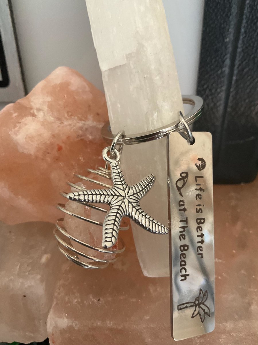 Himalayan Salt Protection Keychain with Starfish and Beach Quote | Beach Themed Car Keychain for Purification and Good Vibes